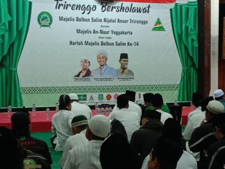 Harlah Majelis Qolbu Salim ke-14, Trirenggo Bershalawat